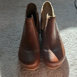 Dansko Brown Leather Women's Shoes